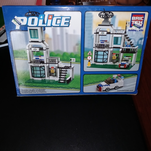 Legos - Picture 3 of 3